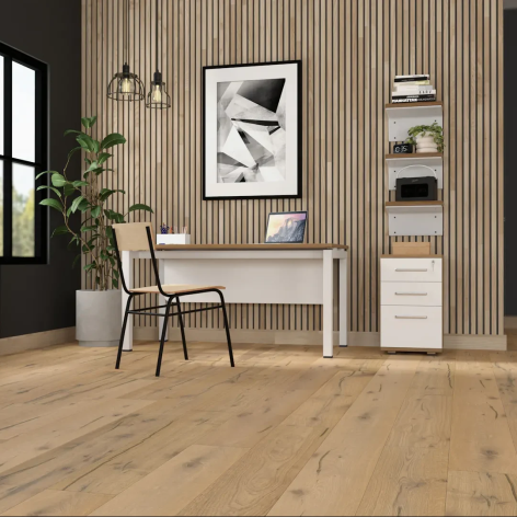 What’s the difference between solid hardwood and engineered hardwood flooring?