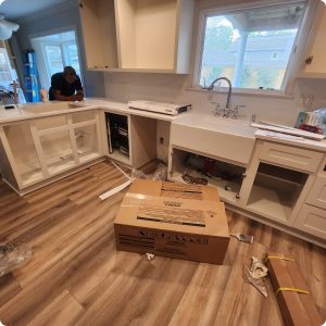 Vinyl floor tiles in kitchen