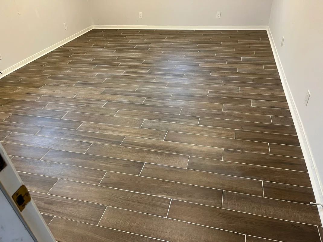 Flooring installer